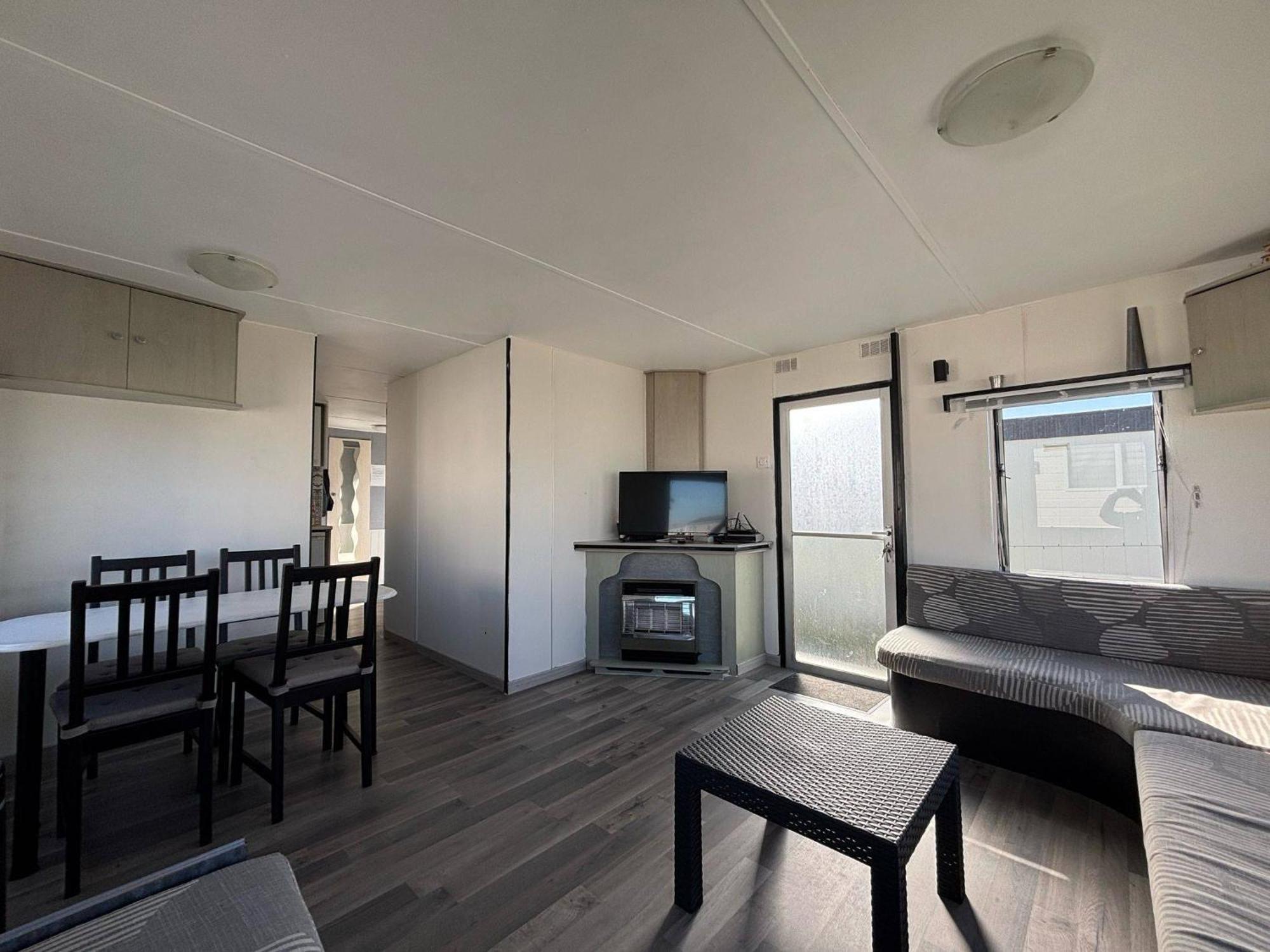 Mobile Home Au Camping New Vennepark Harendijk Exterior photo