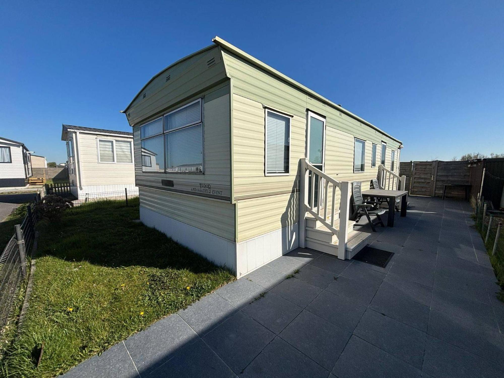 Mobile Home Au Camping New Vennepark Harendijk Exterior photo