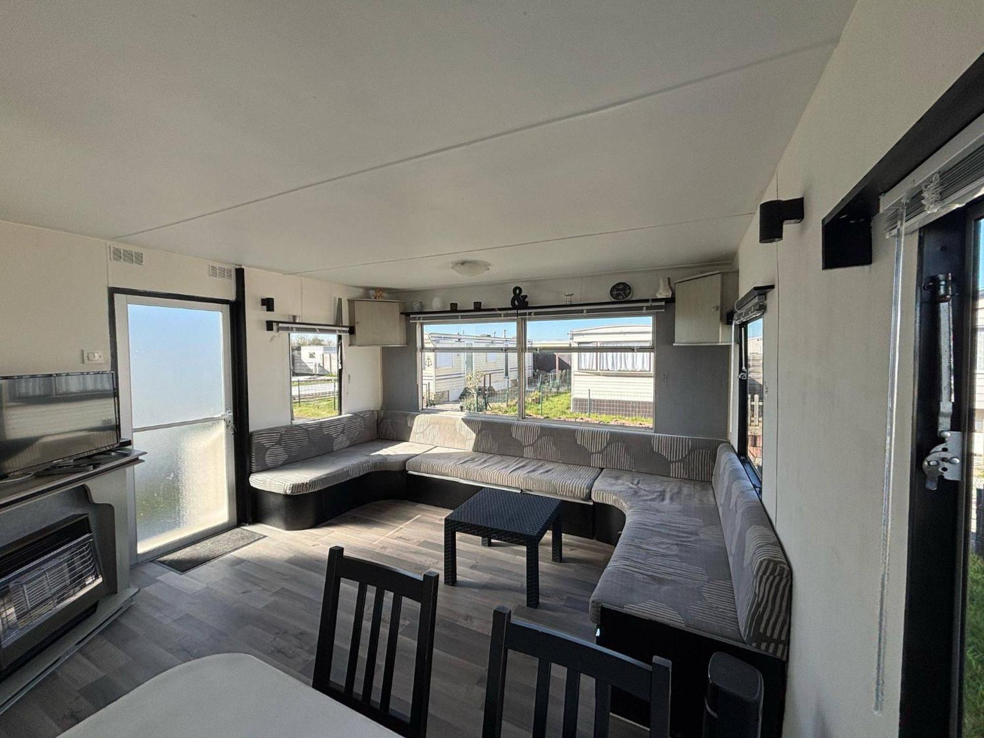 Mobile Home Au Camping New Vennepark Harendijk Exterior photo
